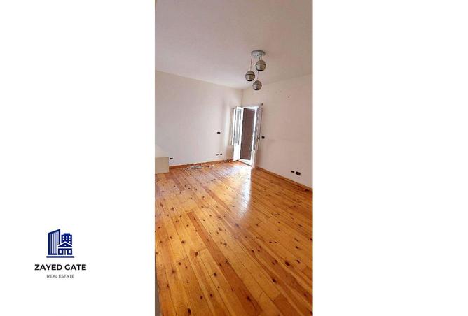 75402275 - Property Image 3