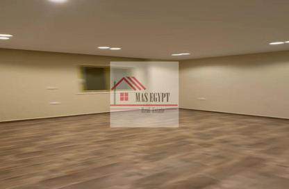 Apartment - 3 Bedrooms - 3 Bathrooms for sale in Gameat Al Dewal Al Arabeya St. - Mohandessin - Giza