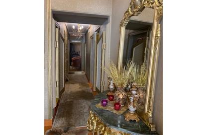 Apartment - 3 Bedrooms - 2 Bathrooms for sale in Fareek Awal Ali Amer St. - 6th Zone - Nasr City - Cairo