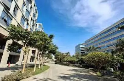 مساحات مكتبية - غرفة نوم للايجار في ذا بورتال - بيفرلي هيلز - كمبوندات الشيخ زايد - الشيخ زايد - الجيزة