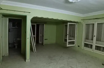 Apartment - 3 Bedrooms - 2 Bathrooms for sale in Al Shabab St. - The 3rd Settlement - New Cairo City - Cairo