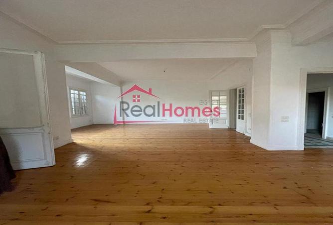 70631155 - Property Image 2