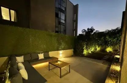 شقة - 3 غرف نوم - 3 حمامات للايجار في جاليريا  مون فالى - المستثمرين الجنوبية - مدينة القاهرة الجديدة - القاهرة