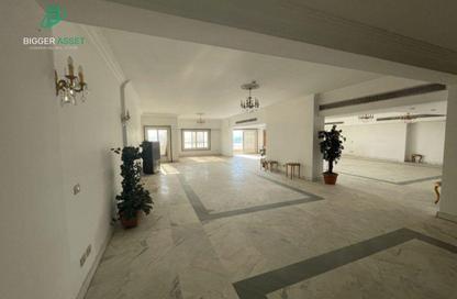 Office Space - 4 Bedrooms - 3 Bathrooms for rent in Cornish El Nile St. - Maadi - Hay El Maadi - Cairo