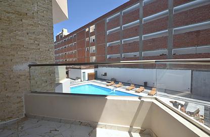 Apartment - 1 Bedroom - 1 Bathroom for sale in Hurghada Resorts - Hurghada - Red Sea