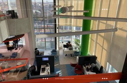 مساحات مكتبية - استوديو - 3 حمامات للايجار في حى اسكان الجامعه الامريكية - كمبوندات التجمع الخامس - التجمع الخامس - مدينة القاهرة الجديدة - القاهرة