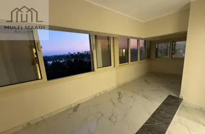 طابق كامل - استوديو - 4 حمامات للايجار في شارع كورنيش النيل - المعادي - حي المعادي - القاهرة