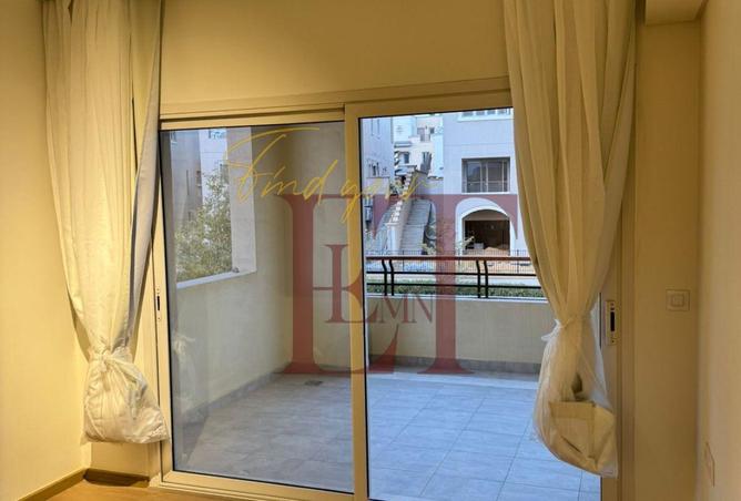 81832658 - Property Image 3