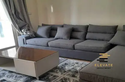 شقة - 3 غرف نوم - 3 حمامات للايجار في جاليريا  مون فالى - المستثمرين الجنوبية - مدينة القاهرة الجديدة - القاهرة