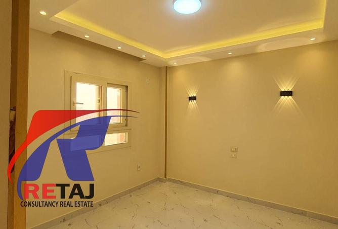 70635045 - Property Image 2