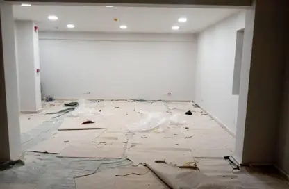 مساحات مكتبية - 3 غرف نوم - 2 حمامات للايجار في شارع التسعين - التجمع الخامس - مدينة القاهرة الجديدة - القاهرة