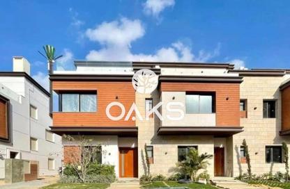 Villa - 4 Bedrooms - 2 Bathrooms for sale in Azzar - 5th Settlement Compounds - The 5th Settlement - New Cairo City - Cairo