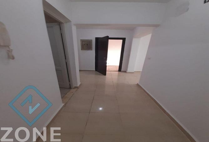 71643804 - صورة العقار 2