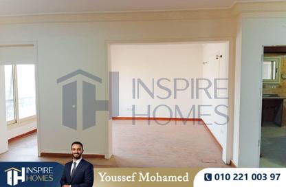 دوبلكس - 3 غرف نوم - 3 حمامات للايجار في ميدان فيكتور عمانوئيل - سموحة - حي شرق - الاسكندرية