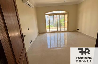 Villa - 4 Bedrooms - 4 Bathrooms for rent in Fountain Park - 5th Settlement Compounds - The 5th Settlement - New Cairo City - Cairo Villa - 4 Bedrooms - 4 Bathrooms for rent in Fountain Park - 5th Settlement Compounds - The 5th Settlement - New Cairo City - Cairo