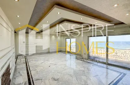Apartment - 3 Bedrooms - 2 Bathrooms for sale in Sporting - Hay Sharq - Alexandria