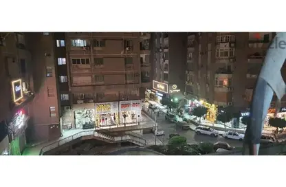 Apartment - 3 Bedrooms - 2 Bathrooms for sale in Al Nasr Road - 1st Zone - Nasr City - Cairo