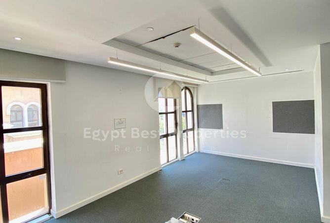72711395 - الصورة الرئيسية للعقار