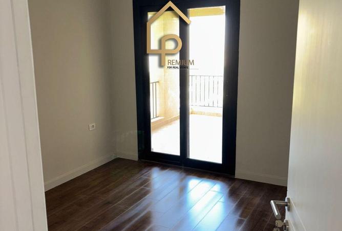 61199230 - Property Main Image