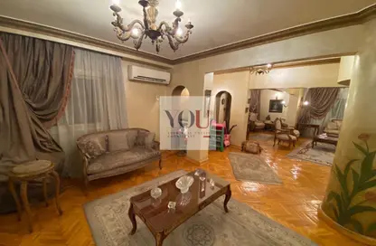 شقة - 6 غرف نوم - 4 حمامات للبيع في مصر الجديدة - القاهرة