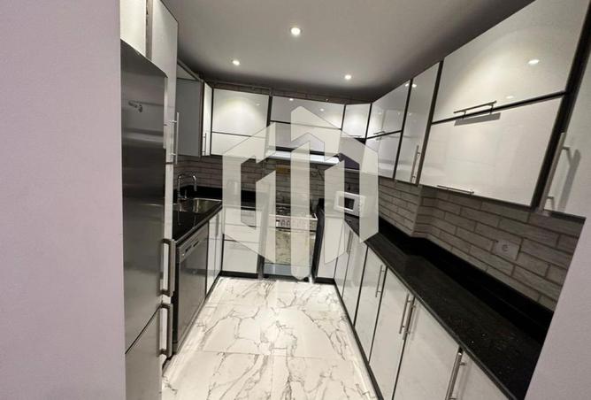 98008532 - Property Image 3