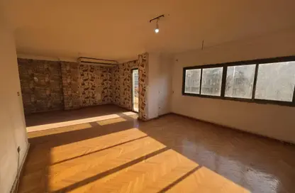 شقة - 3 غرف نوم - 2 حمامات للايجار في شارع وادي النيل - المهندسين - الجيزة