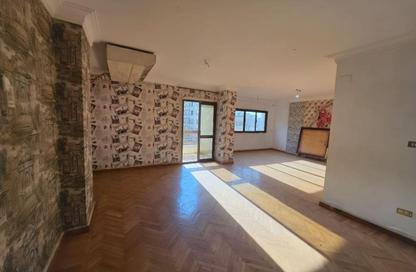 Apartment - 3 Bedrooms - 2 Bathrooms for rent in Wadi Al Nile St. - Mohandessin - Giza