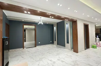 Apartment - 3 Bedrooms - 3 Bathrooms for rent in Eastown - 5th Settlement Compounds - The 5th Settlement - New Cairo City - Cairo