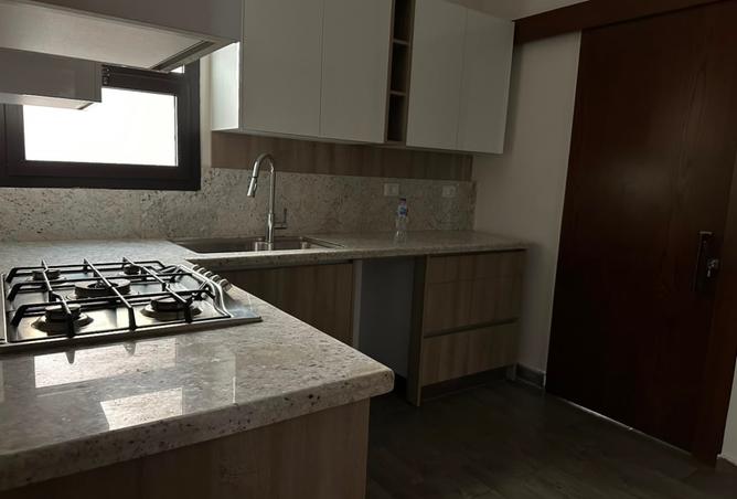 98001079 - Property Image 2