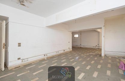 Office Space - Studio - 3 Bathrooms for sale in Istanbul - Salah Mostafa - El Soltan Hussein St. - Raml Station - Hay Wasat - Alexandria