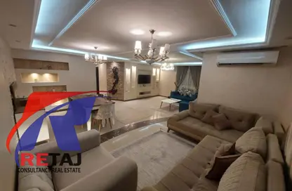 Apartment - 3 Bedrooms - 3 Bathrooms for rent in Mohamed Talaat Salem St. - 1st Zone - Nasr City - Cairo