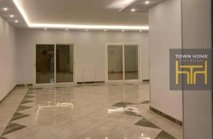 Twin House - 4 Bedrooms - 3 Bathrooms for rent in Privado - Madinaty - Cairo