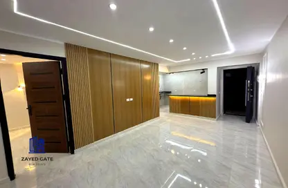 Apartment - 2 Bedrooms - 1 Bathroom for sale in Degla Gardens - Hadayek October - 6 October City - Giza