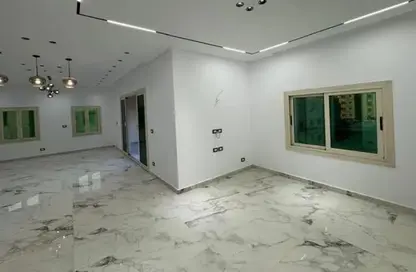 Apartment - 3 Bedrooms - 3 Bathrooms for rent in Al Gezira St. - South Investors Area - New Cairo City - Cairo