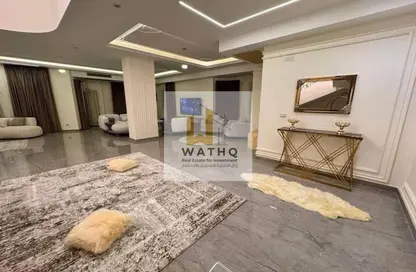 شقة - 4 غرف نوم - 2 حمامات للبيع في زايد 2000 - الحي الرابع - الشيخ زايد - الجيزة