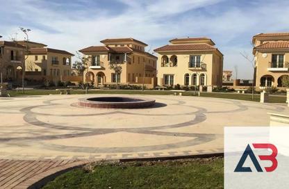 Villa - 4 - 4 for sale in Garden Residence - Hyde Park - New Cairo City - Cairo