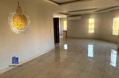 Apartment - 3 Bedrooms - 3 Bathrooms for rent in 8th District - Sheikh Zayed City - Giza