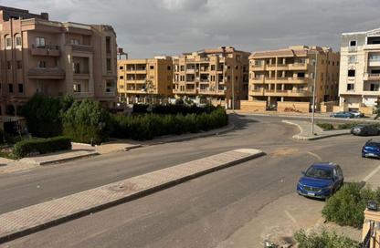 Apartment - 3 Bedrooms - 2 Bathrooms for sale in 6th Area East - Shorouk City - Cairo