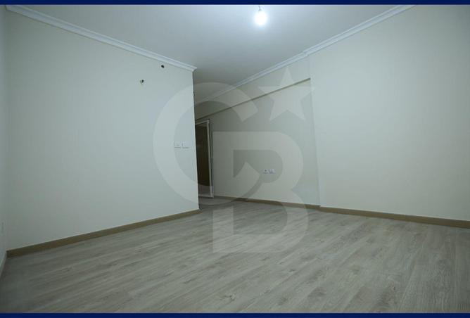 77058837 - صورة العقار 3