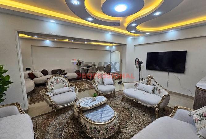 98832915 - Property Image 2