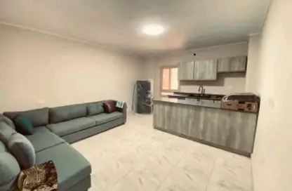 شقة - 3 غرف نوم - 3 حمامات للايجار في الحي الاول - مدينة 6 أكتوبر - الجيزة