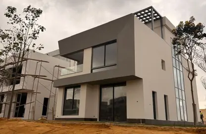 Villa - 3 Bedrooms - 4 Bathrooms for sale in Eastshire compound - 5th Settlement Compounds - The 5th Settlement - New Cairo City - Cairo