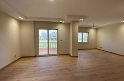 Apartment - 3 Bedrooms - 3 Bathrooms for sale in Village West - Sheikh Zayed Compounds - Sheikh Zayed City - Giza