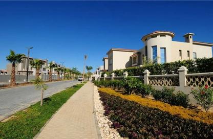 فيلا - 5 غرف نوم - 7 حمامات للبيع في نيو جيزة - طريق مصر اسكندرية الصحراوي - مدينة 6 أكتوبر - الجيزة