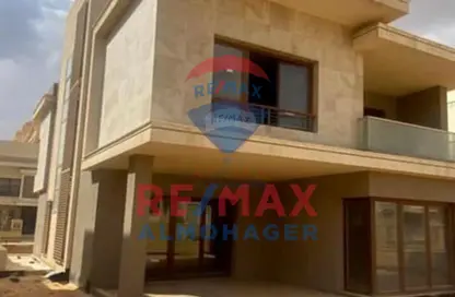 فيلا - 4 غرف نوم - 5 حمامات للبيع في بيراميدز هايتس - طريق مصر اسكندرية الصحراوي - مدينة 6 أكتوبر - الجيزة