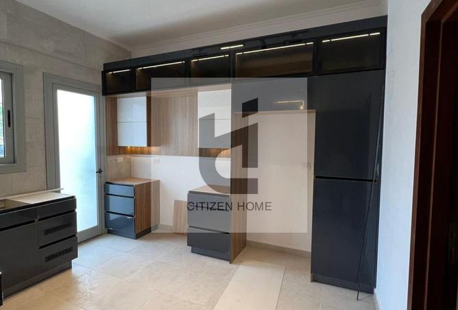 74305693 - Property Image 3