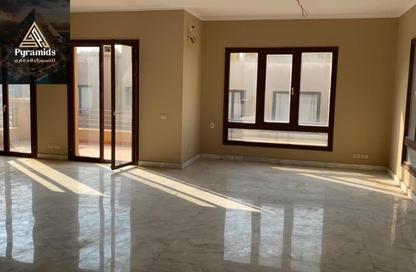 Penthouse - 3 Bedrooms - 4 Bathrooms for sale in Casa - Sheikh Zayed Compounds - Sheikh Zayed City - Giza