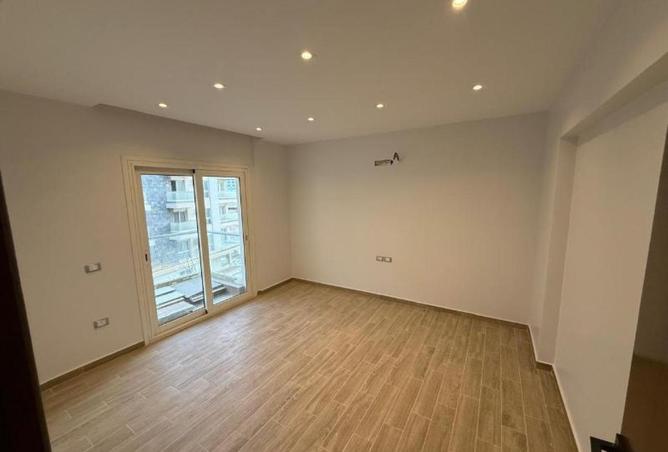 8630147 - Property Image 3