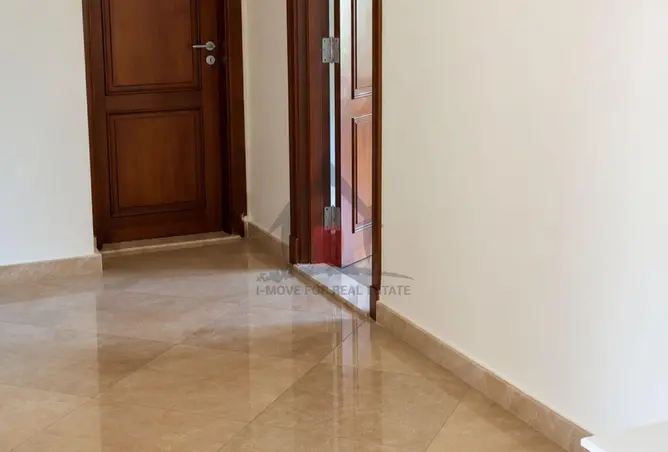 118808104 - Property Image 2