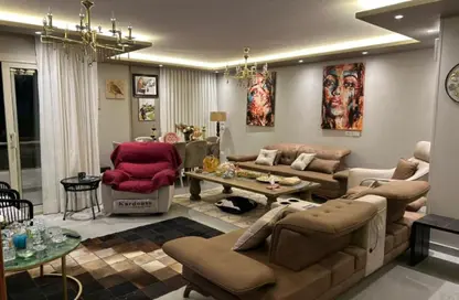 شقة - 3 غرف نوم - 2 حمامات للايجار في كمبوند جامعة القاهرة - كمبوندات الشيخ زايد - الشيخ زايد - الجيزة